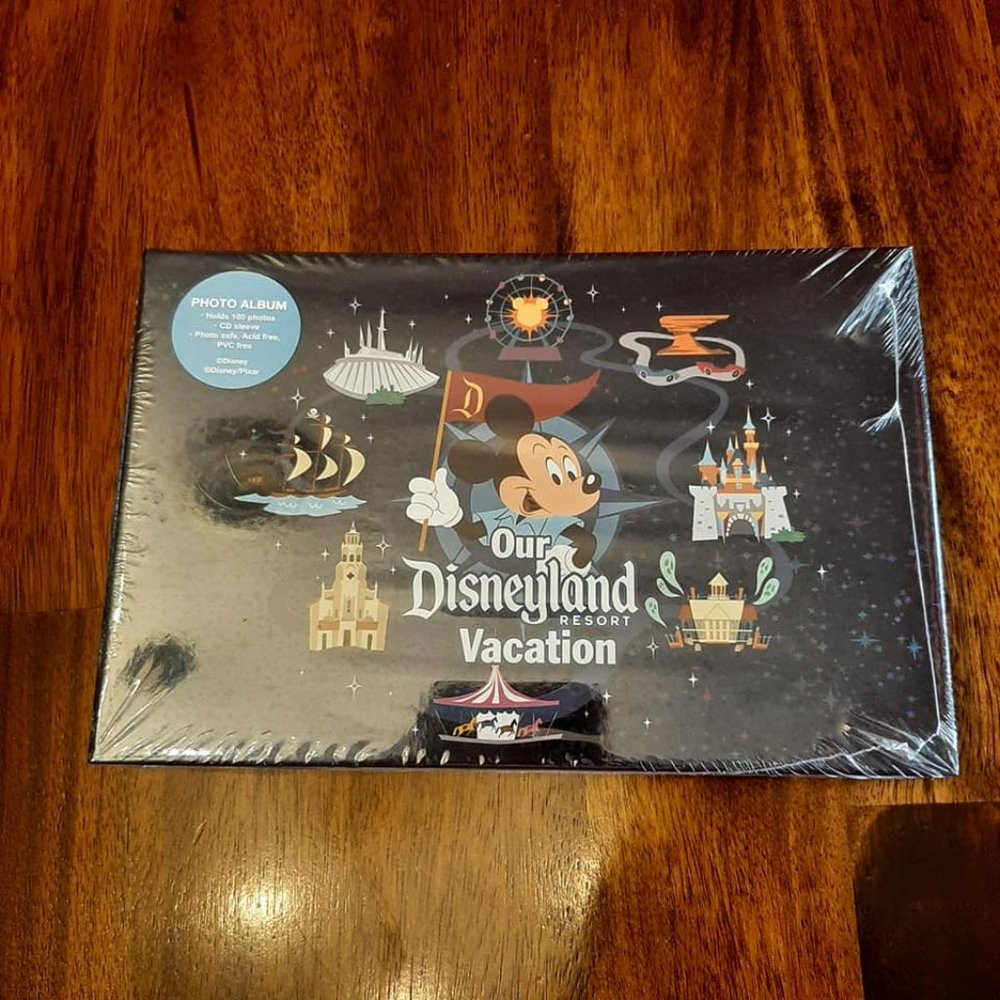 NEW Sealed "Our Disneyland Resort Vacation" Photo Album 100 Photos Disney 5x8